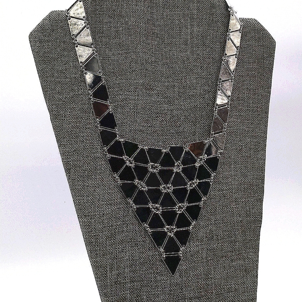NEW CHICO'S Statement Collar Bib Necklace with extension in Reflective Silver - Picture 3 of 4